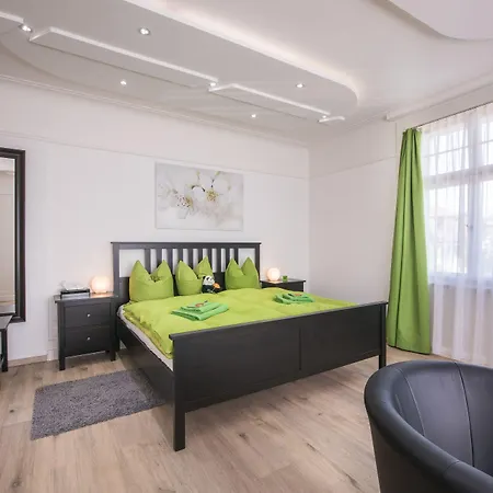 Han/Misafirhane Max Aviation & Bern