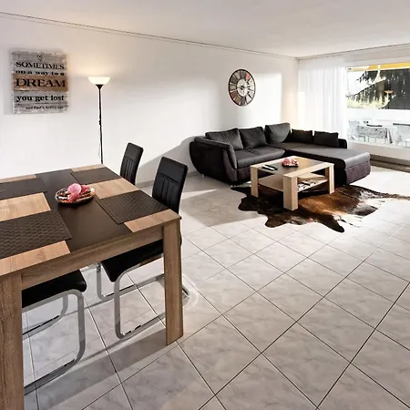 Max Aviation & Han/Misafirhane