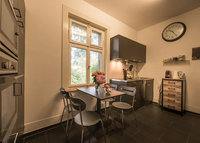 Penzion Max Aviation & 3*