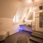 麦克斯航空别墅&公寓旅馆 宾馆 3*