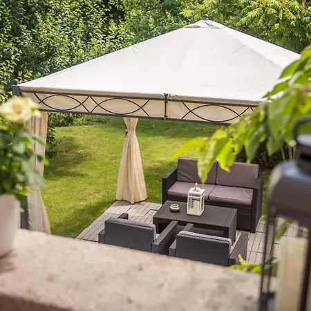 Max Aviation & Zajazd Berno